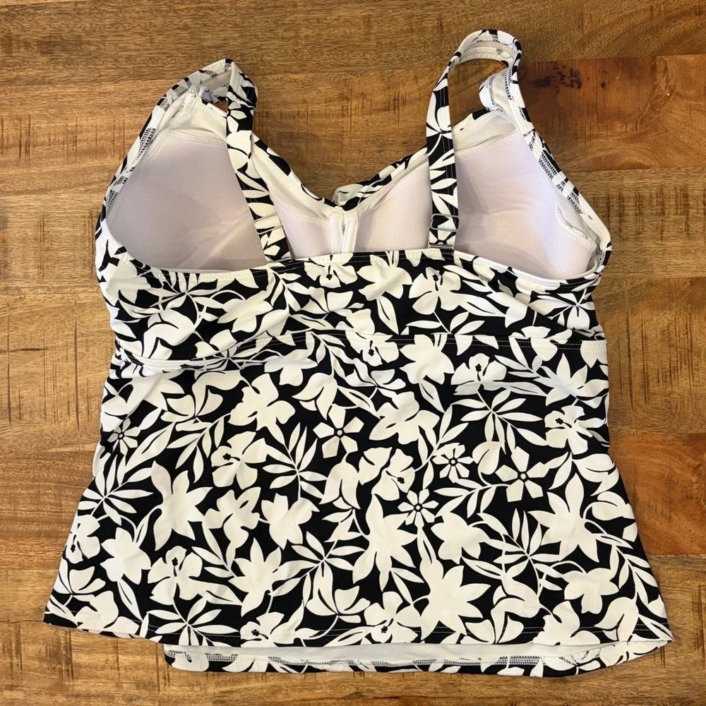Lands End Tankini Top 16W G Tropical Floral Twist Front Underwire Support Modest